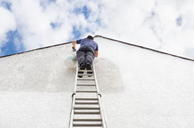 Peinture extérieure à Aizanville — façades et ravalement